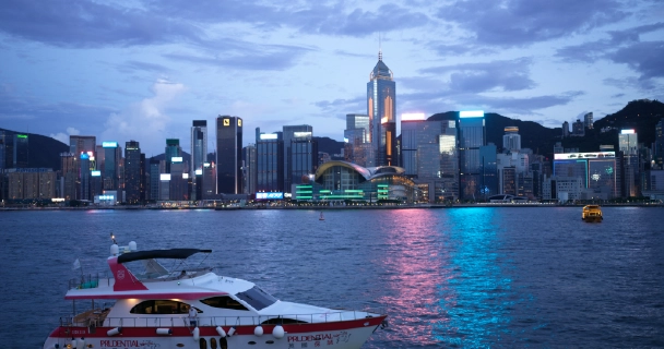 Hong Kong shopping streets and cultural attractions