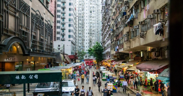 Nonstop flight from San Francisco to Hong Kong