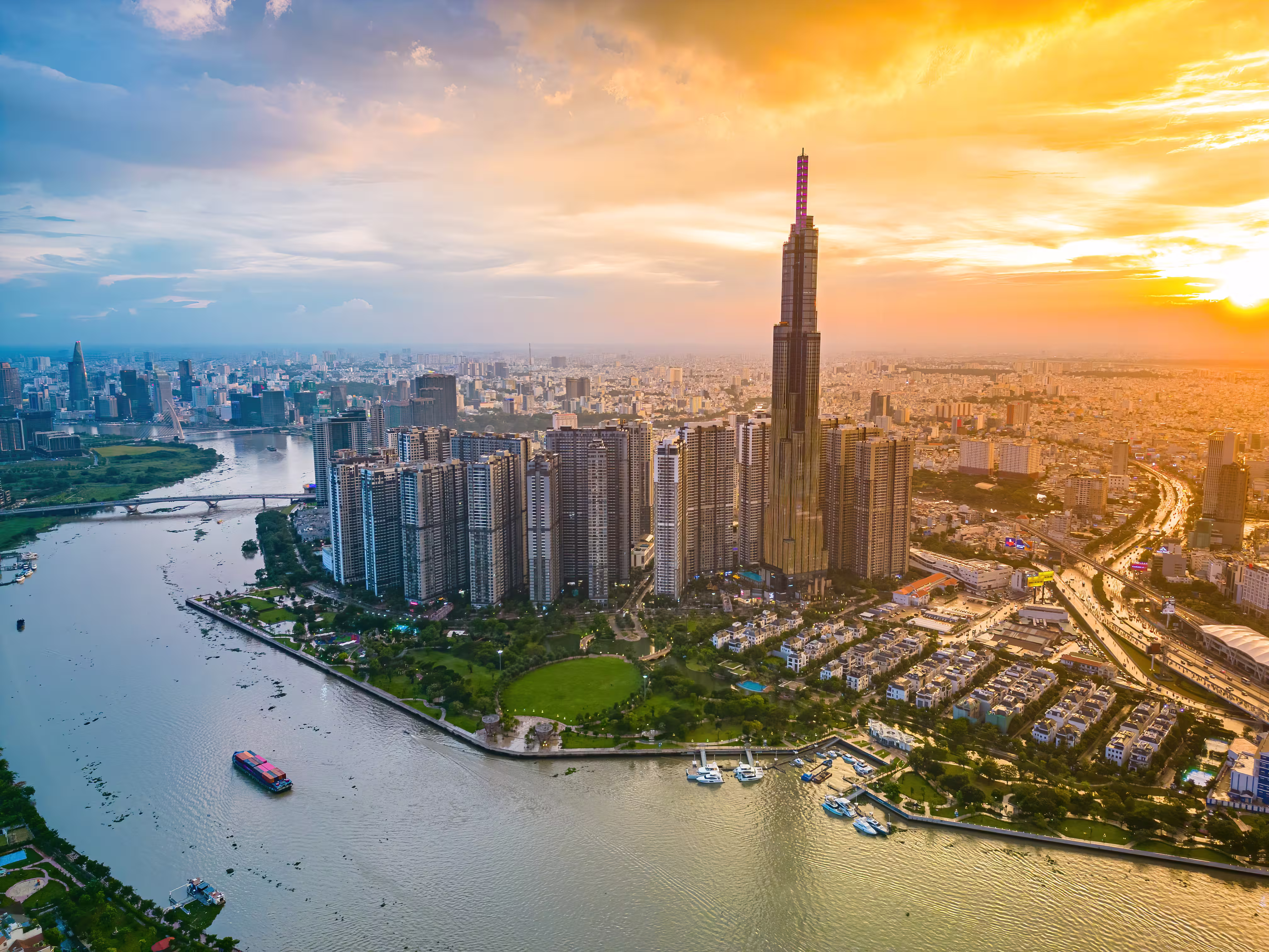 aerial-sunset-cinematic-view-landmark-img