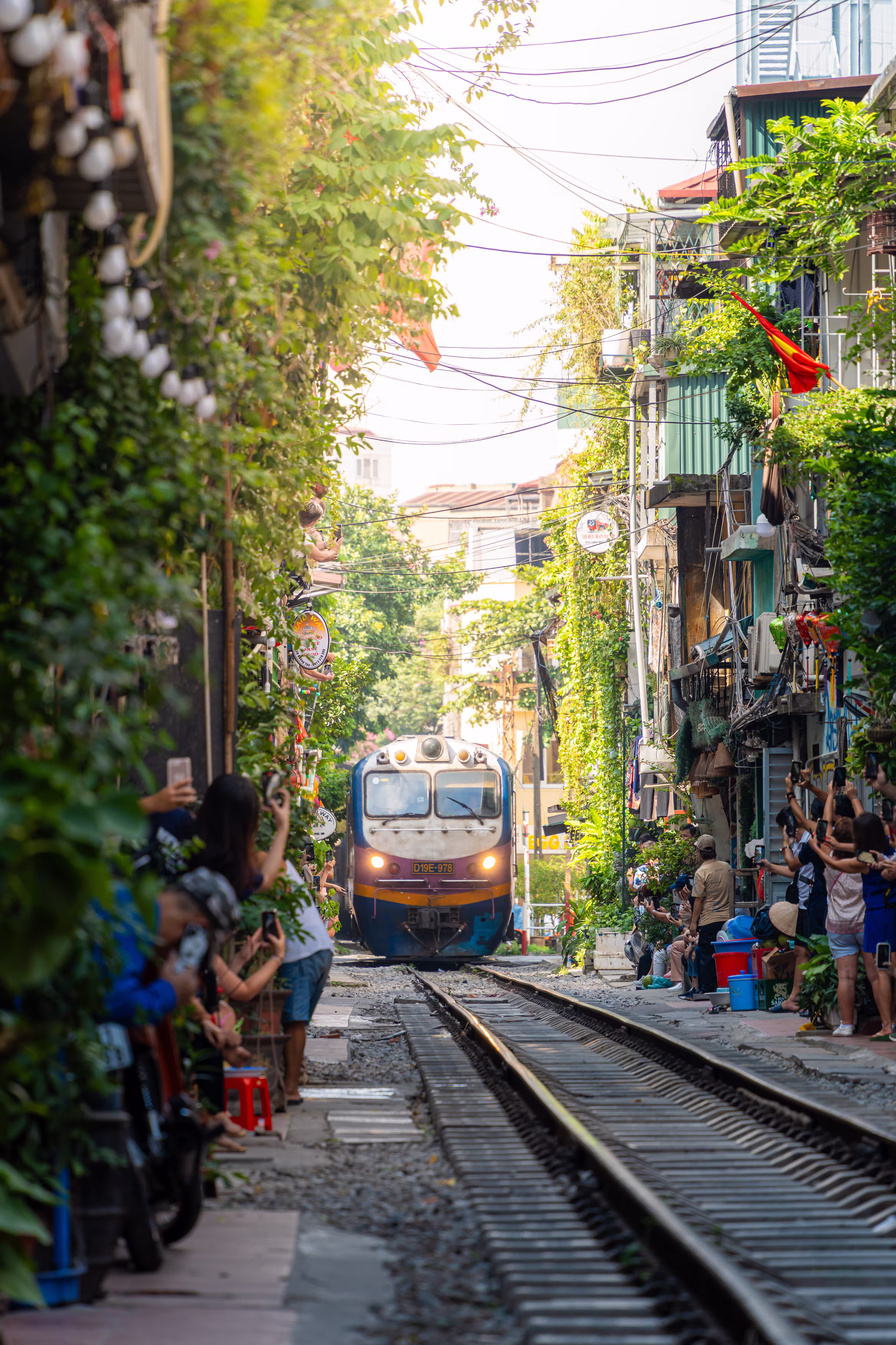 Hanoi-train-img
